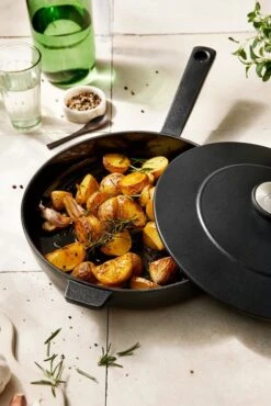 Boretti Solido Frypan With Lid 26 Cm -Natuurcentrum Winkel boretti solido frypan with lid 26 cm 667x1000 62065ac96d6c5 l