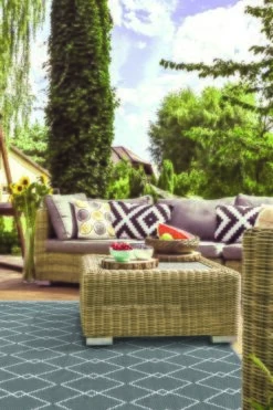 Buitenkleed MESH Dark Grey / White - 180 X 120 Cm -Natuurcentrum Winkel buitenkleed mesh dark grey white 180 x 120 cm 533x800 624ae3f76cae5 l