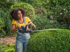 GARDENA Accu Heggenschaar ComfortCut 50/18V P4A Solo -Natuurcentrum Winkel gardena accu heggenschaar comfortcut 50 18v p4a solo 1500x1124 640af317b0a1f l