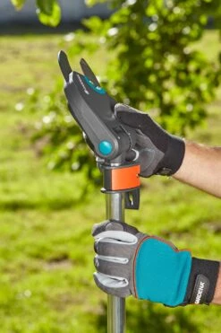 GARDENA StarCut Takkenschaar 160 Plus -Natuurcentrum Winkel gardena takkenschaar starcut 160 plus 1000x1500 640af7f49be1a l