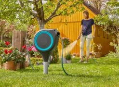 GARDENA Tuin Slangenbox 15 RollUp S -Natuurcentrum Winkel gardena tuin slangenbox 15 rollup s 1619704857 l